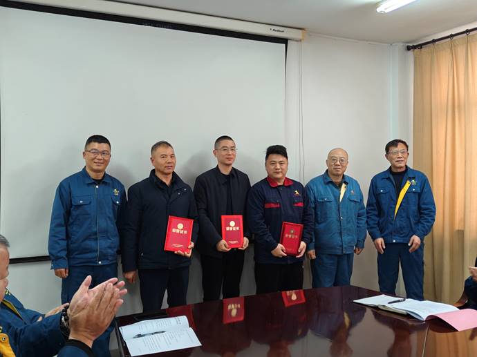 第一事業(yè)部冶化協(xié)力項目部獲銅冠冶化公司“強(qiáng)化意識，防控風(fēng)險”...